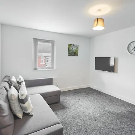 Coastal Lookout Apt 6